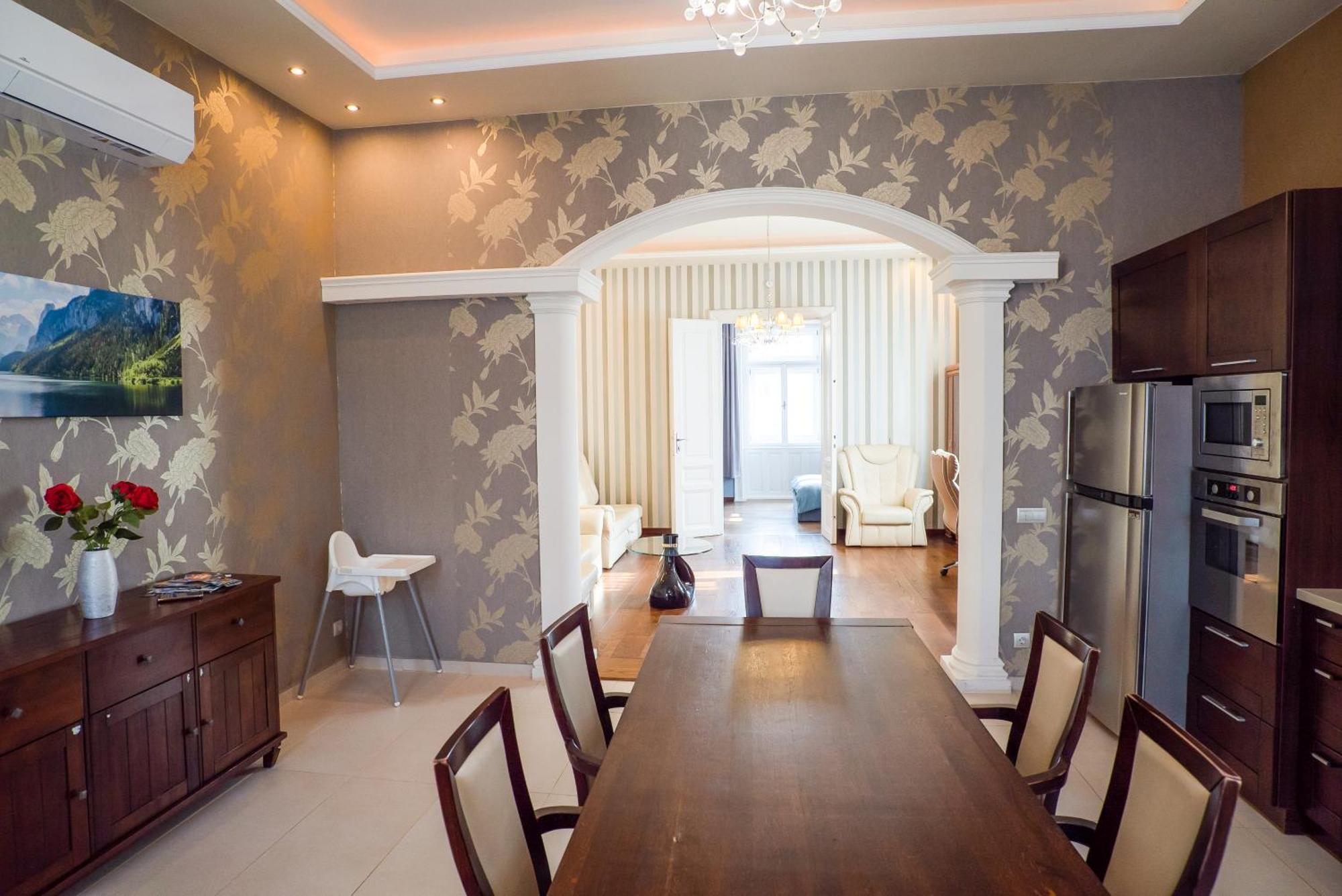 Residence Oasis Győr Esterno foto