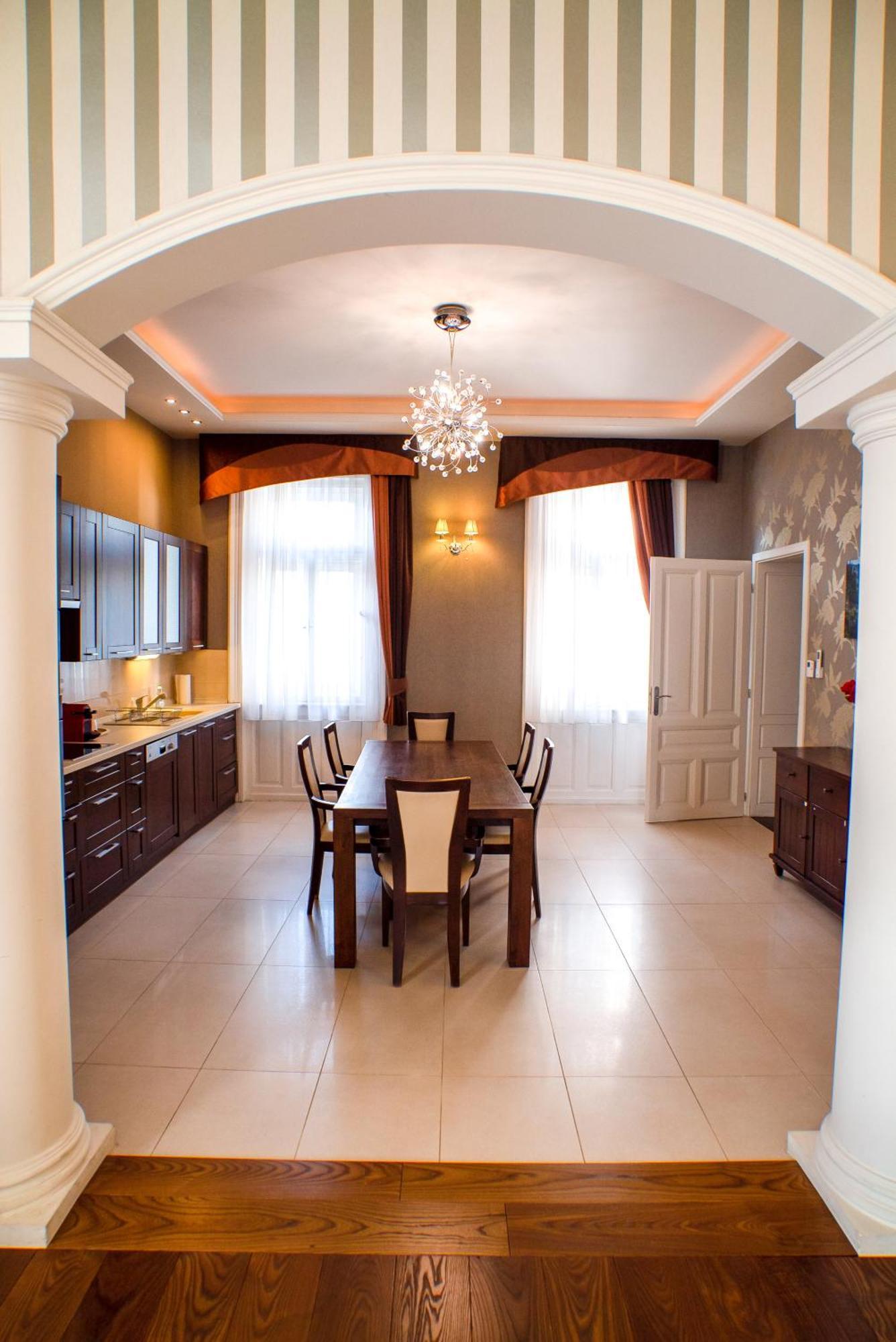 Residence Oasis Győr Esterno foto